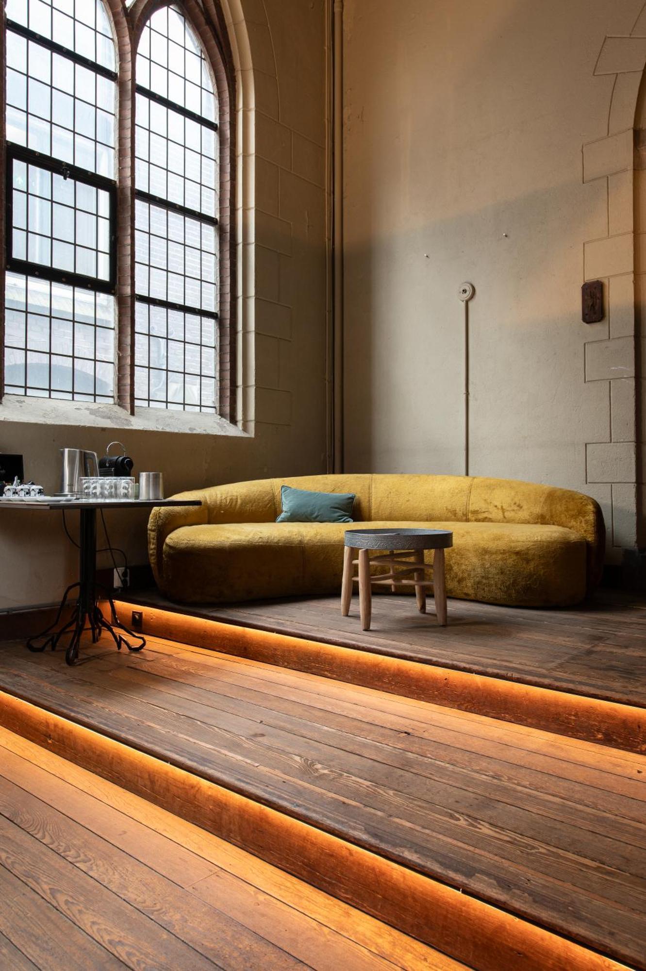 Boutiquehotel The Church 阿纳姆 外观 照片