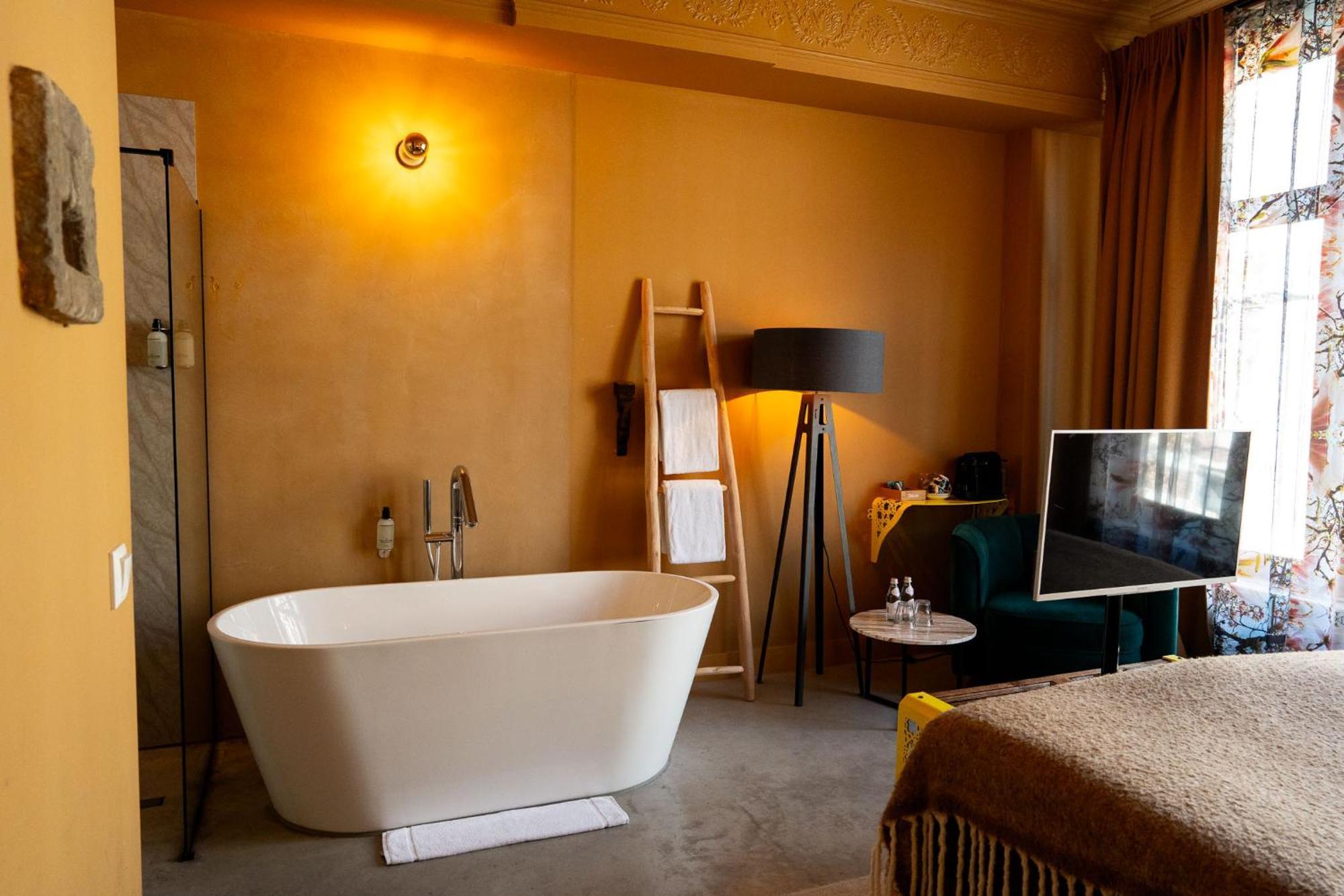 Boutiquehotel The Church 阿纳姆 外观 照片
