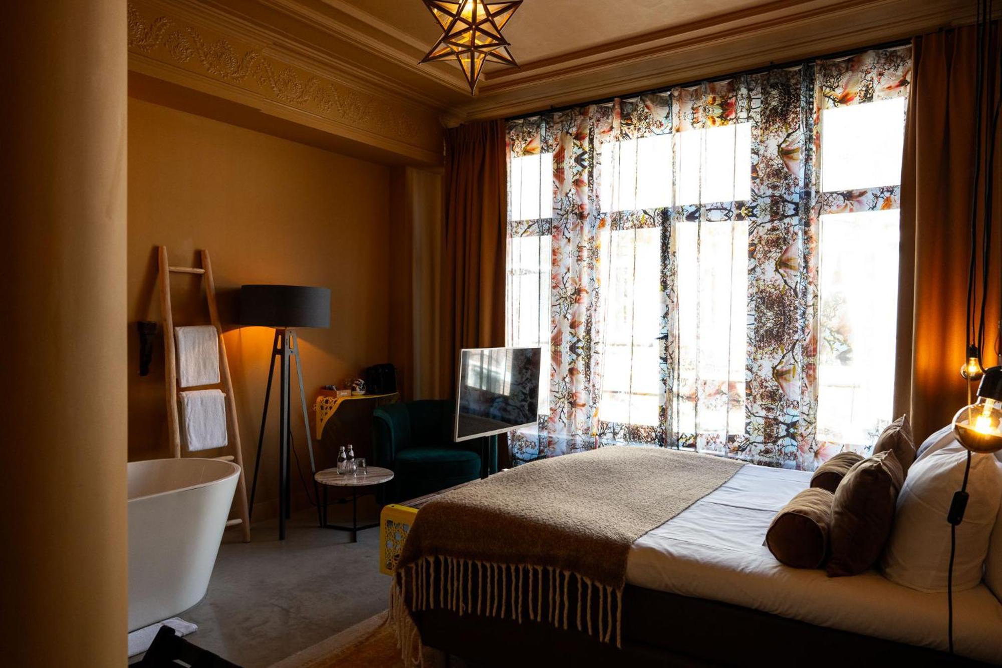 Boutiquehotel The Church 阿纳姆 外观 照片